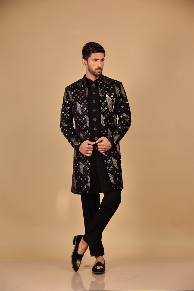 Black & Gold Sequin Thread Embroidery Velvet Indo-Western