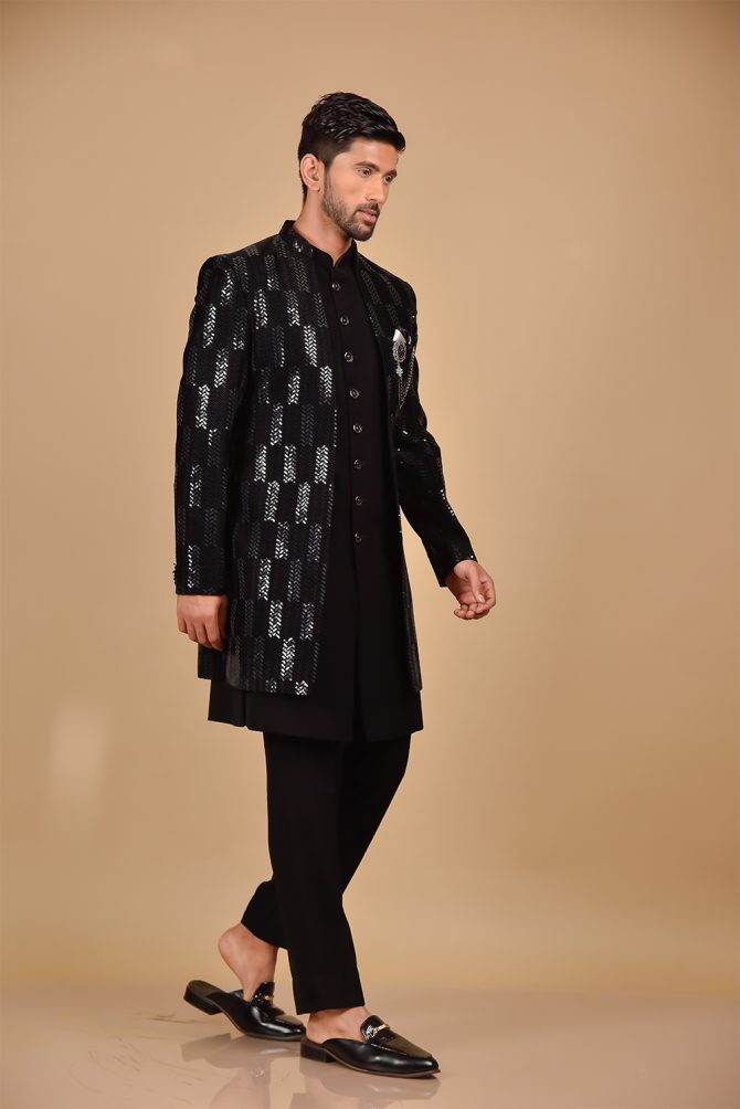 Black Sequin Embroidery Outfits