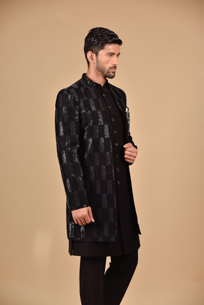 Black Sequin Embroidery Outfits