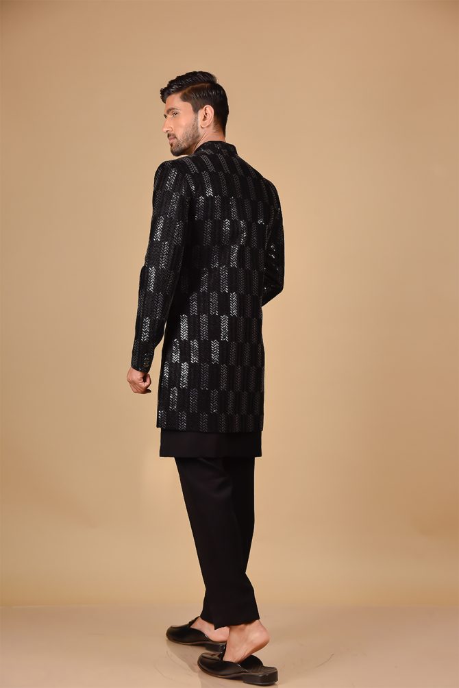 Black Sequin Embroidery Outfits